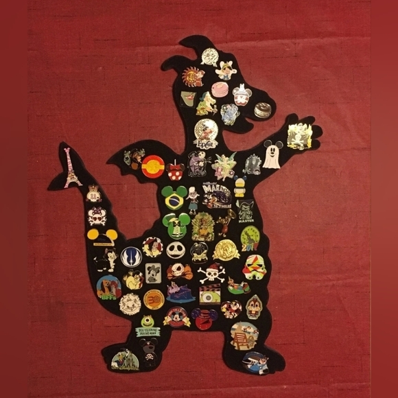 "DISNEY PINS" Your favorites & Grails are here !! Join my live !! - Picture 6 of 16